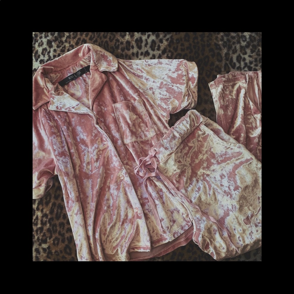 Dolls kill pink velvet lounge set